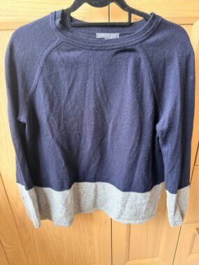 Vince navy cashmere sweater, S